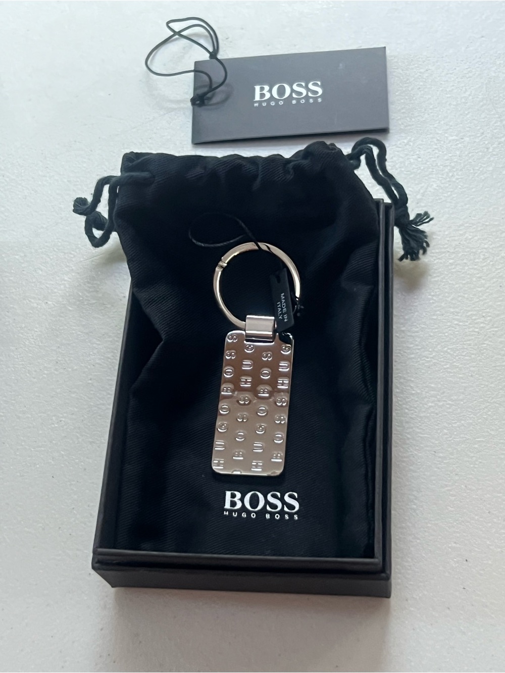 Hugo Boss Silver Logo-Pattern Metal Keyring - Picture 3 of 3